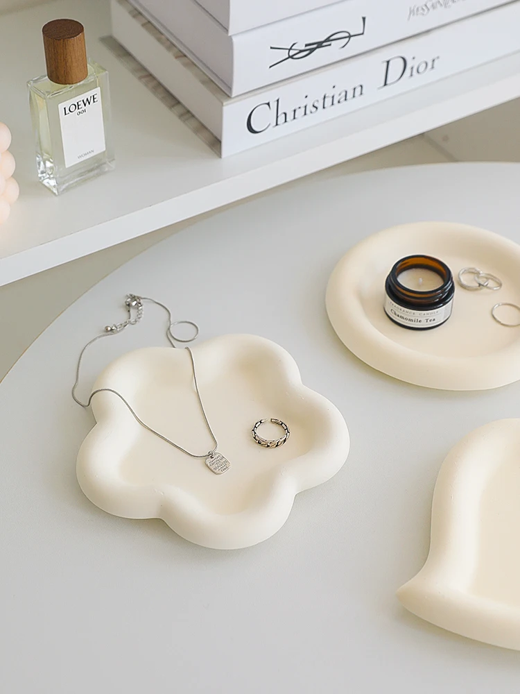 Mode Alat Peraga Foto Latar Belakang Fotografi Sederhana Populer Perhiasan Anting Gelang Hadiah Menembak Aksesori Berbentuk Hati Nampan