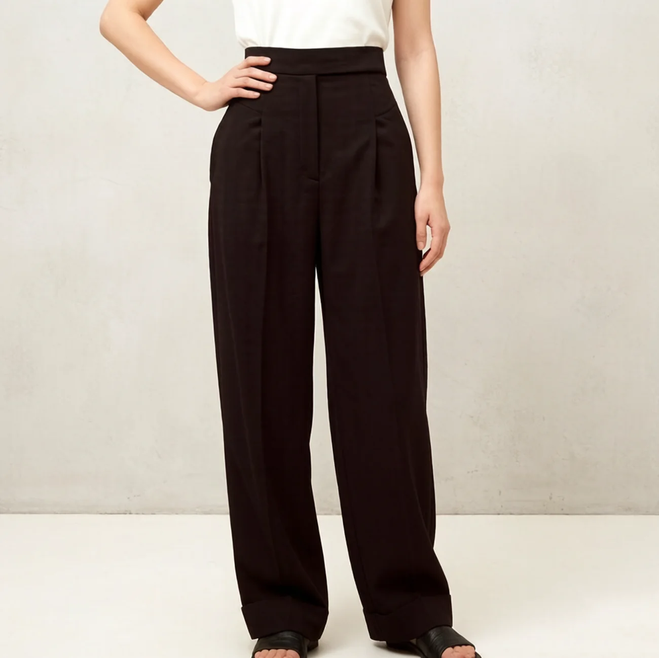 

WXOY Loose High Waist Pleated Wide Leg Lightweight Draped Business Casual Trousers with Pockets