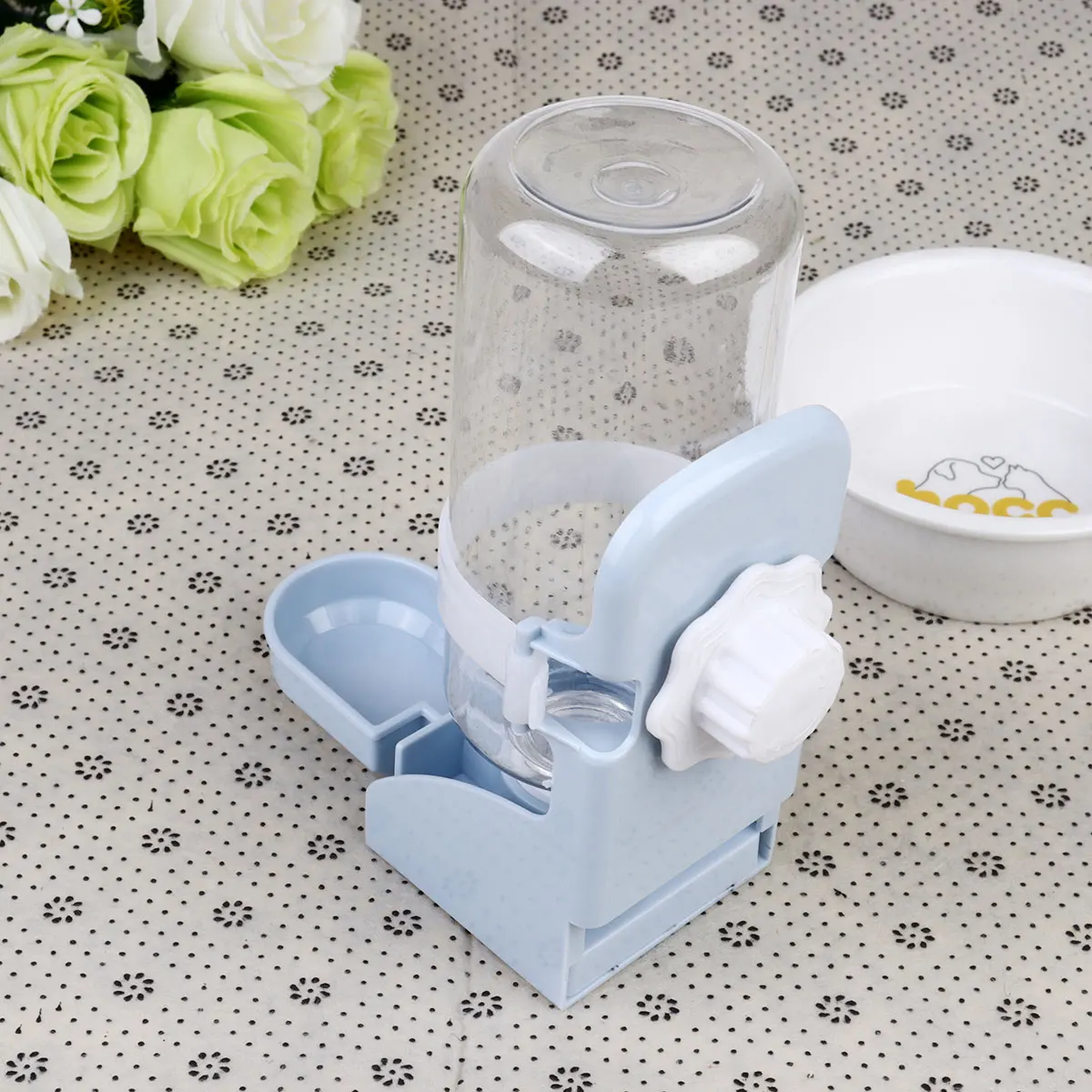 

Automatic Pet Drinking Feeder Bottle 500ml Leakproof Durable for Home Outdoor Guinea Pig Squirrels Birds Hamster Cage Mount Easy