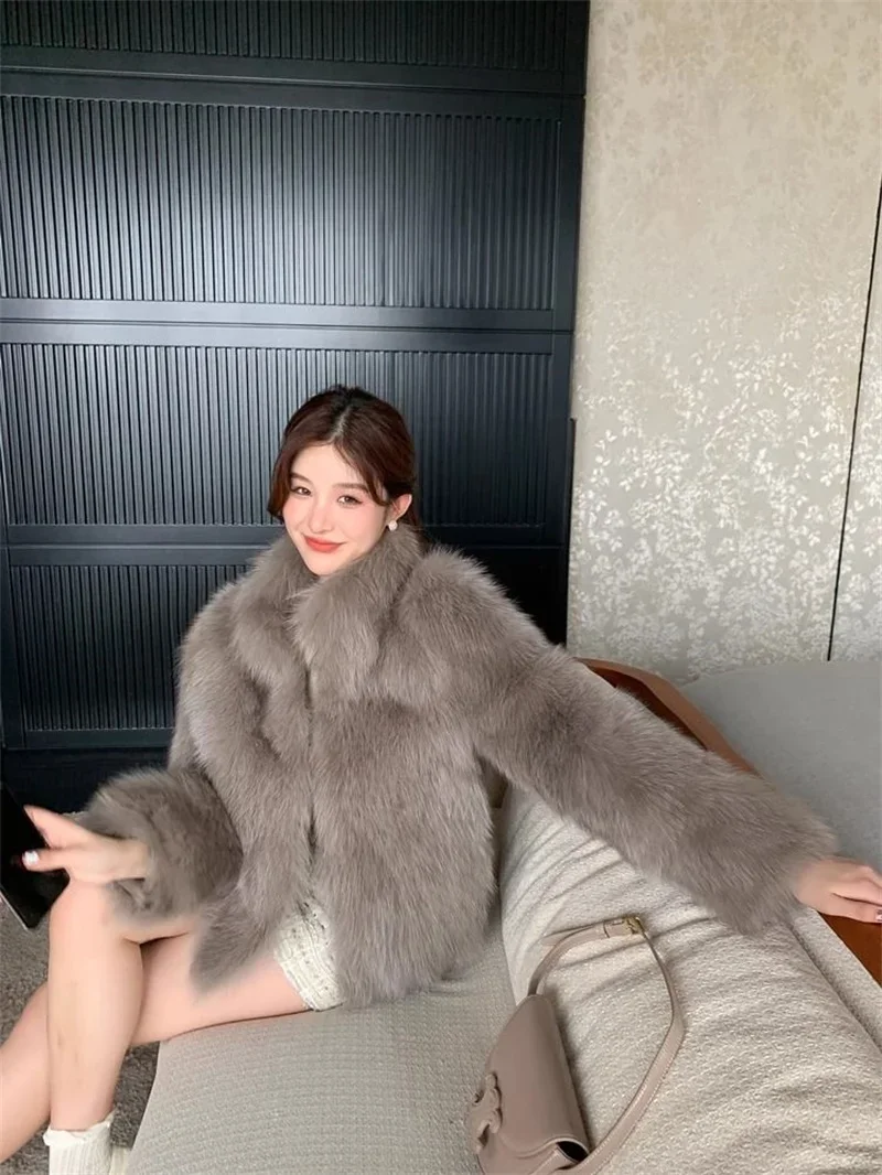 2025 Nuovo Cappotto da Donna Autunno e Inverno Allentato Peluche Pelliccia di Coniglio Finta Cardigan con Cappuccio da Donna Moda Casual Cappotto di Pelliccia di Media Lunghezza