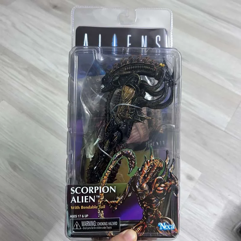 NECA Weyland Dog Xenomorph Warrior Ellen Sergent Grid Private Ricco Frost Snake Scorpion Queen Face Hugger Alien Action Figure