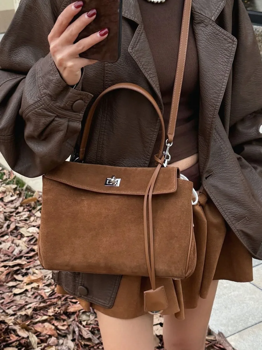 

Large Capaci Bag Frosted Cowhide Deer Skin Velvet Handbag oulder Bag Crossbody Bag Modern Neutral Sle Women's Bag