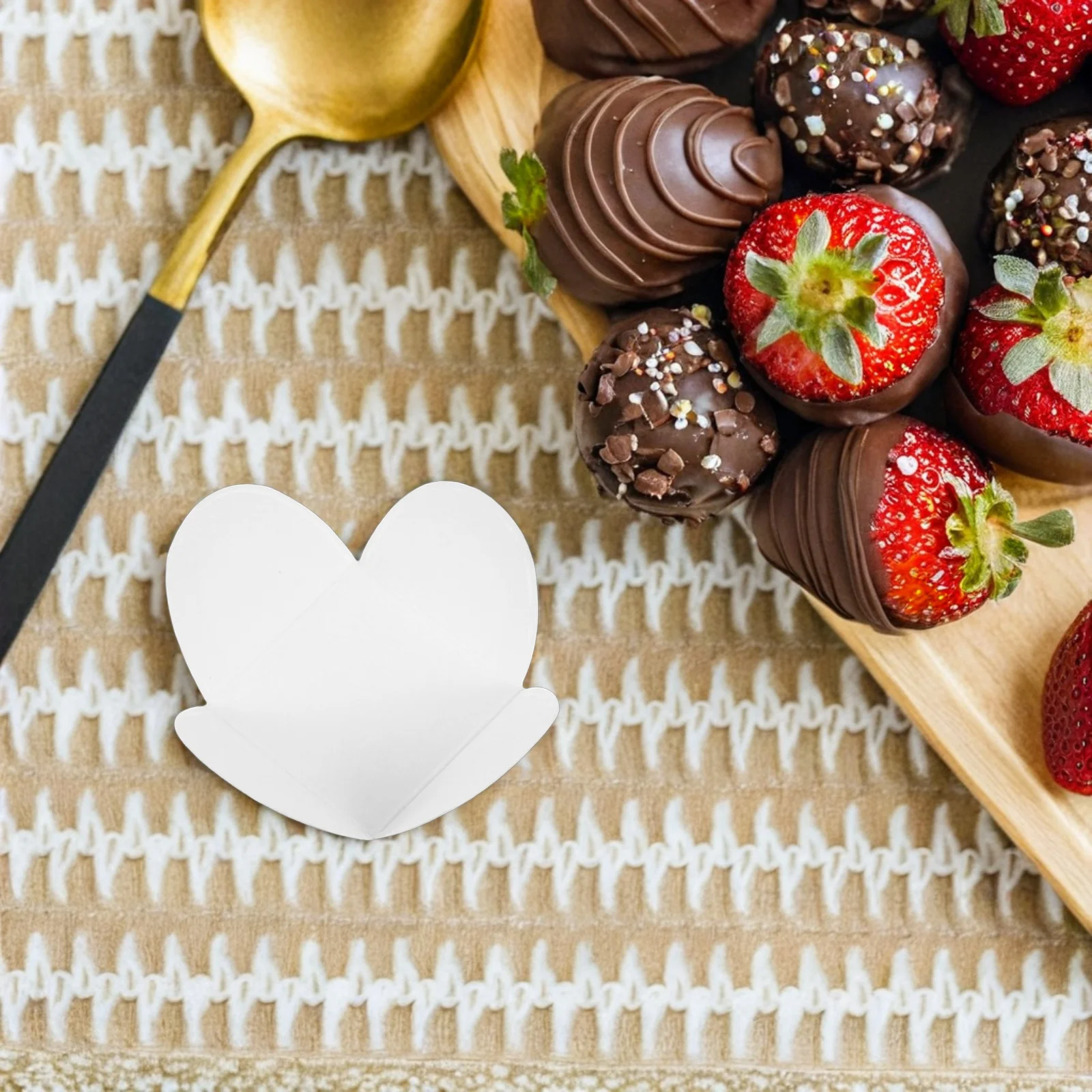 

200pcs Chocolate Wrapper Cups White Decorative Liners for Candy Tray Dessert Holder Cake Supplies Truffle Wrappers