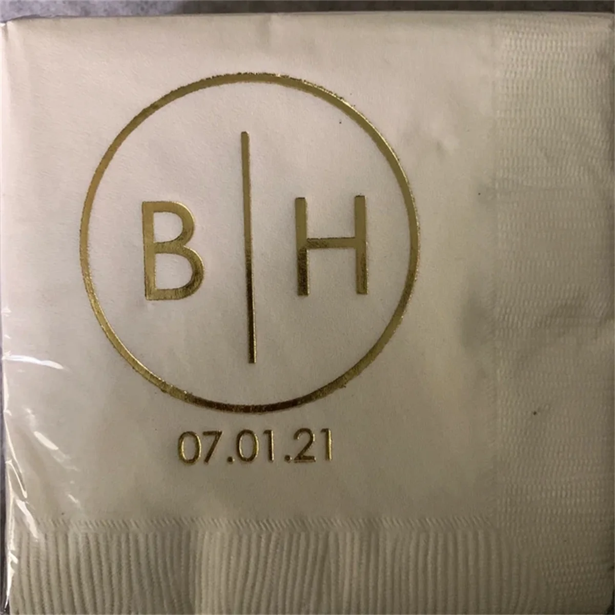 50 PCS Wedding Cocktail Napkins Personalized Napkins Custom Rehearsal Dinner Napkins Monogram Luncheon Napkins Wedding Guest Tow