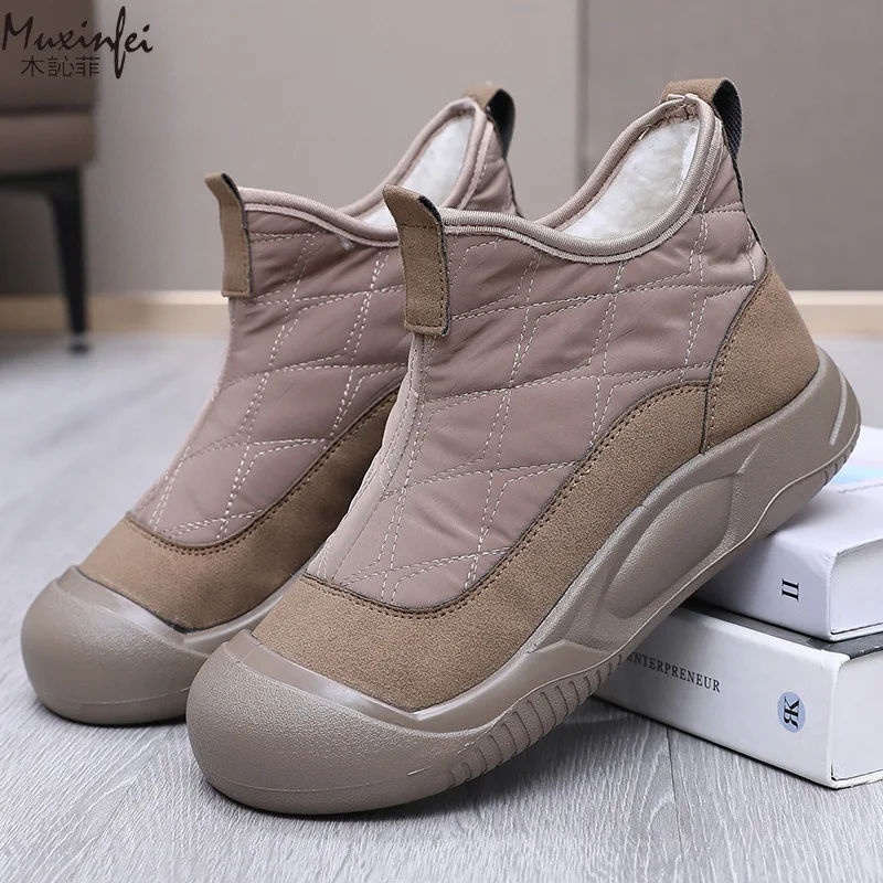 

Snow boots for women in winter 2025, with added fleece and thick cotton boots, anti slip and warm short boots, cotton shoes