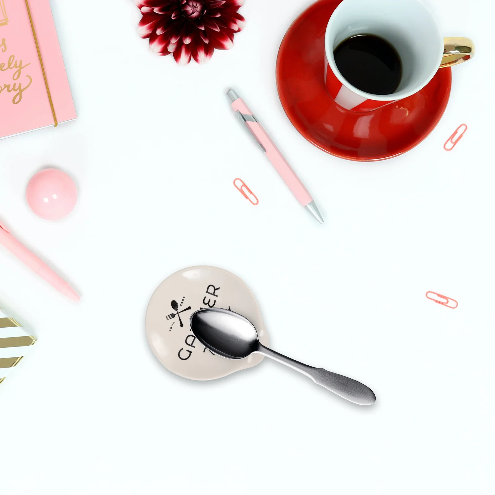 

Ceramic Scoop Rest Wear-Resistant Spoon Holder Household Spoon Rest Compact Kitchen Supply Delicate Scoop Holder