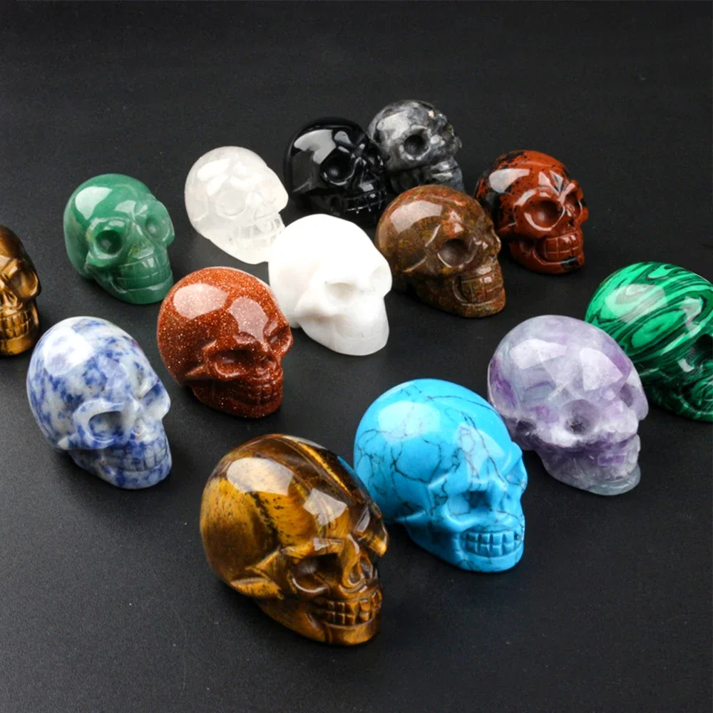 Natural Crystal 1-inch Skull Carving Halloween Gift Precious Jewelry Creative Crafts Home Decoration Desktop Ornament