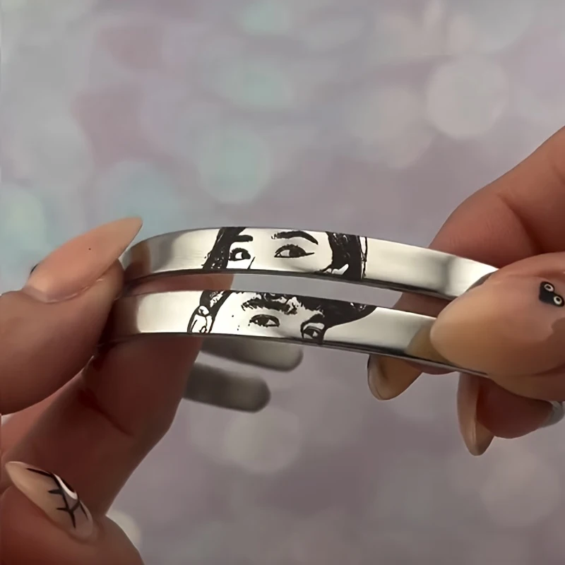 

Custom Couple Eyes Photo Open Bracelet Custom Engraved Family Eyes Unisex Bracelet Personalized Stainless Steel Portrait Bangle