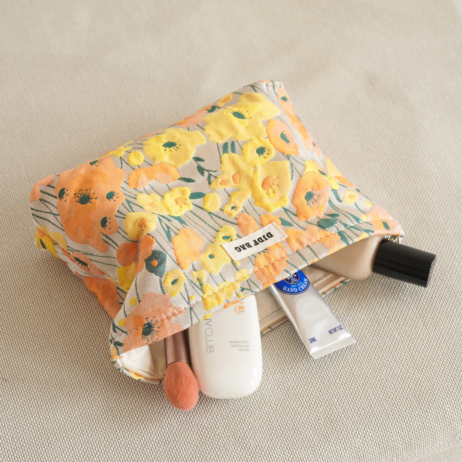 Saco De Maquiagem Portátil De Flores Amarelas Para Mulheres, Almofada De Ar, Armazenamento De Telefone Móvel, Embreagem De Comutador, Higiene Pessoal De Viagem, Ins