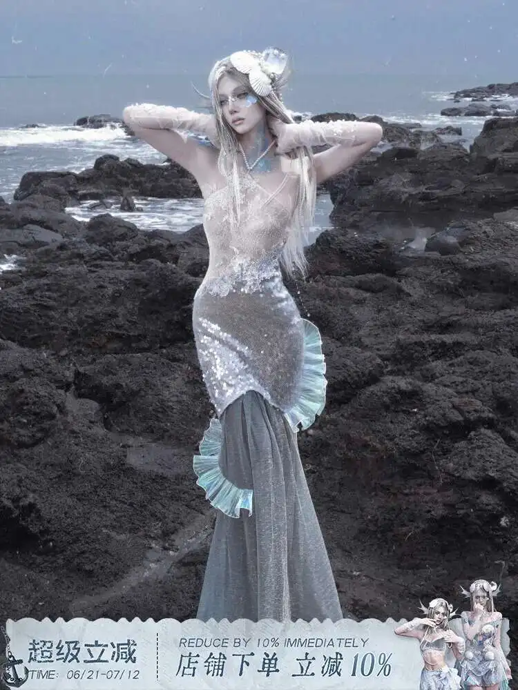 

Blood Gives ◆ The Call Of Sea Monsters, Mermaids, Seaside Vacations, Heavy Industry Sequins, Polarized Dresses, Fishtail Skirts