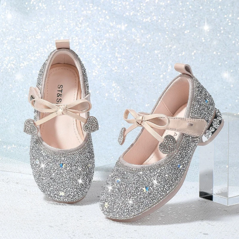 

Новые детские туфли из водонепроницаемой кожи с блестками, весна 2026, простые универсальные туфли для девочек с бантом, на толстой нескользящей подошве, повседневная обувь для детей