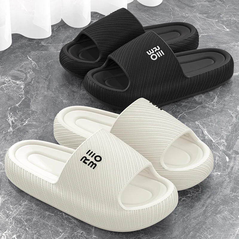 Nuevas zapatillas frescas para mujer, zapatillas antideslizantes para el baño del hogar de las cuatro estaciones, zapatillas de pareja para senderismo al aire libre de verano para hombres