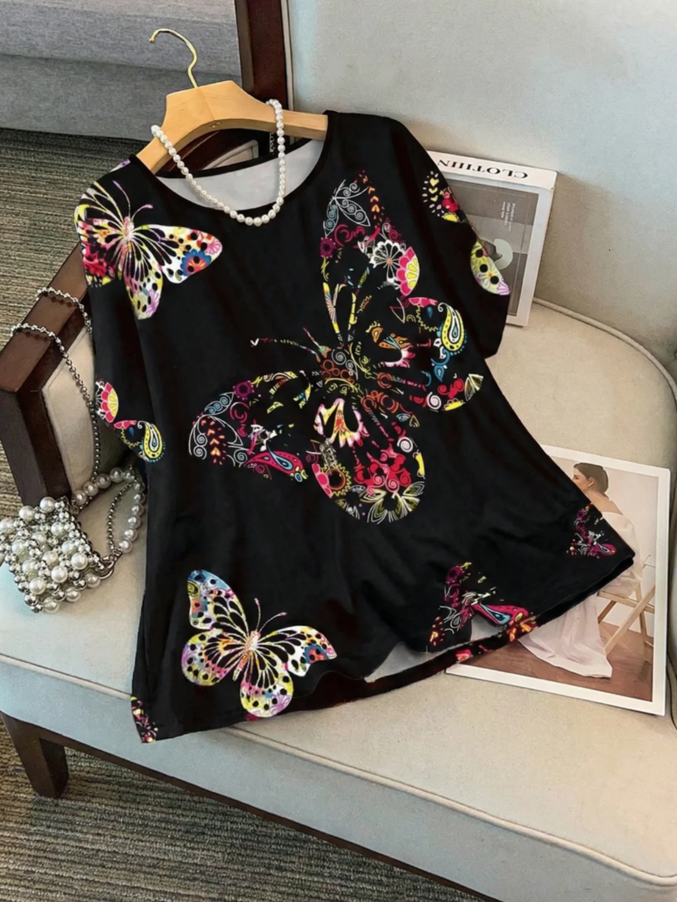 Plus size women's elegant short-sleeved T-shirt, butterfly print - soft polyester fiber, summer casual outfit, women's T-shirt
