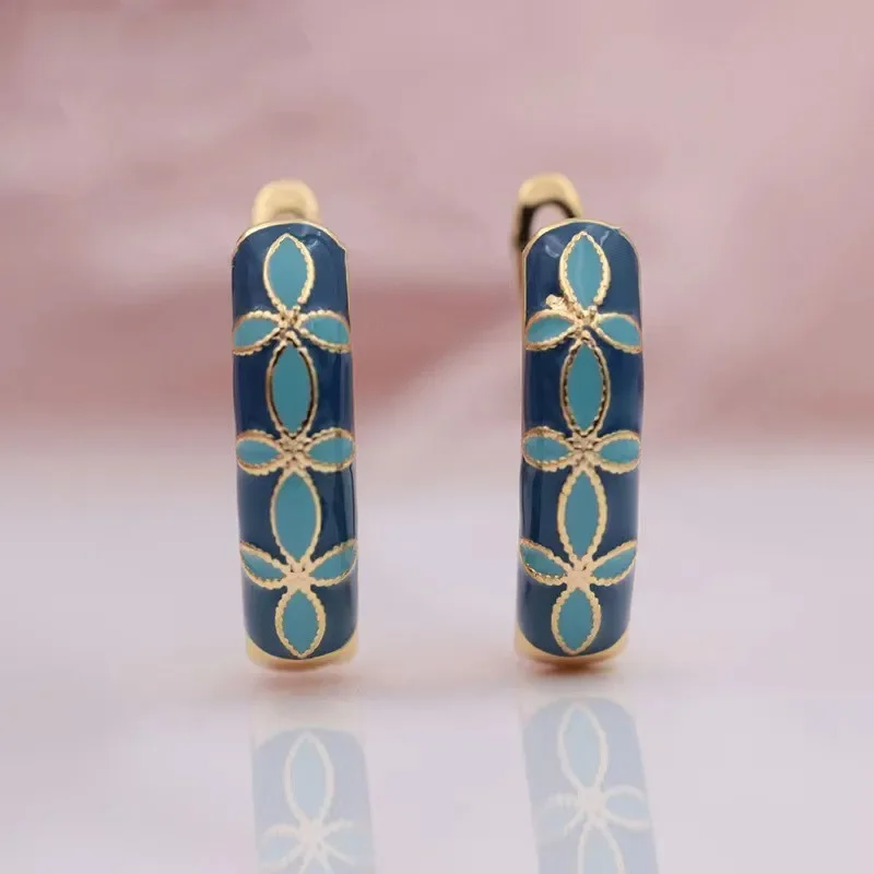 2024 Spring and Summer New Chinese Style Retro Enamel Blue and White Porcelain Pattern Earrings, A Perfect Gift for Friends