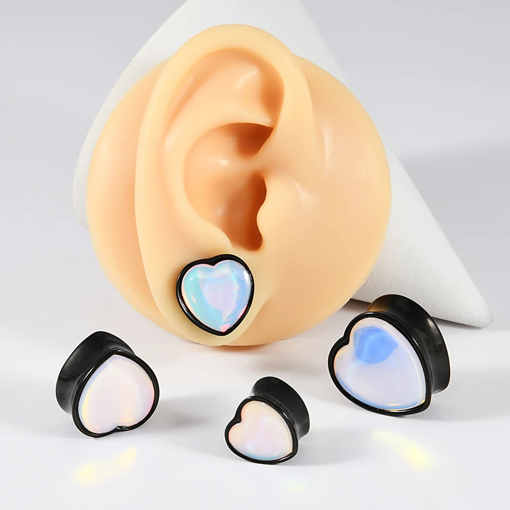 1PC Stainless Steel Gold Foil Ear Gauges Heart Shape Zircon Black Ear Tunnels Double Flared Ear Gauge Cool Women Body Piercing