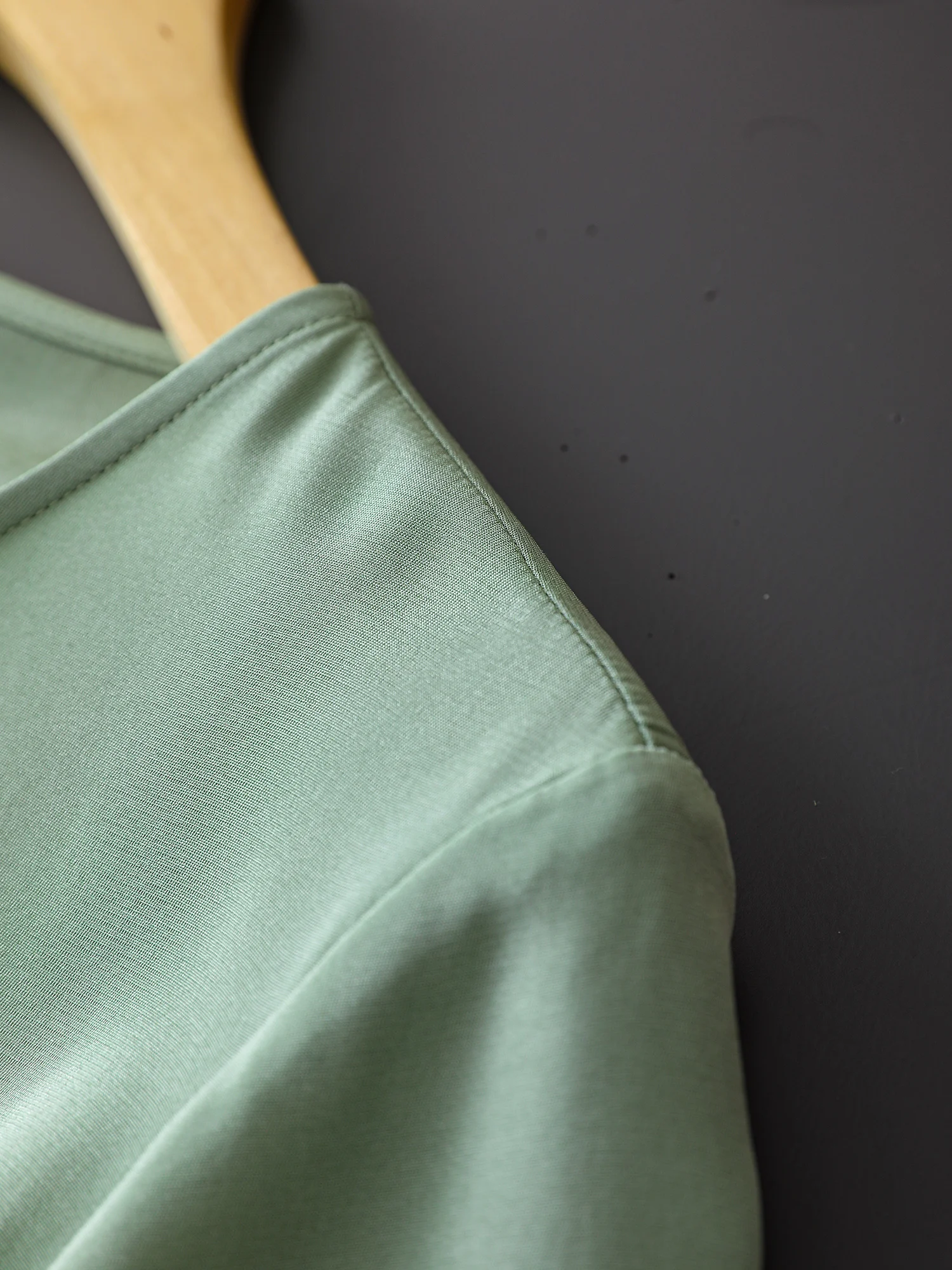 Ele Pure Color Raso di seta Elastico Loose Fit rotondo Ne Dr Summer Ly9084 Pendolarismo Vita alta Cerniera A-Line Midi Dr