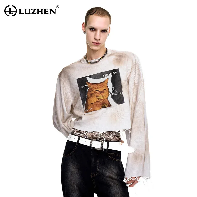 

LUZHEN 2025 New Original Tie-dyed Cute Cat Printed Vintage Long Sleeve T-shirts Men's Streetwear Round Neck Casual Tops JY5091