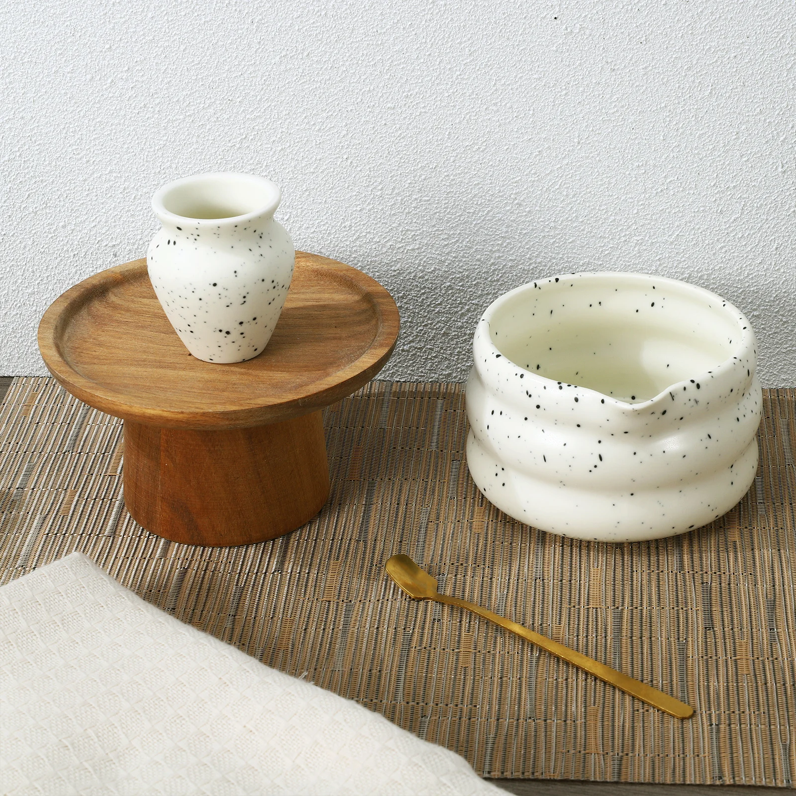 

1Set Japanese Matcha Tea Set Ceramic Bowl Whisk Holder Traditional Matcha Cup Large Tea Ceremony Kit Large Teacup