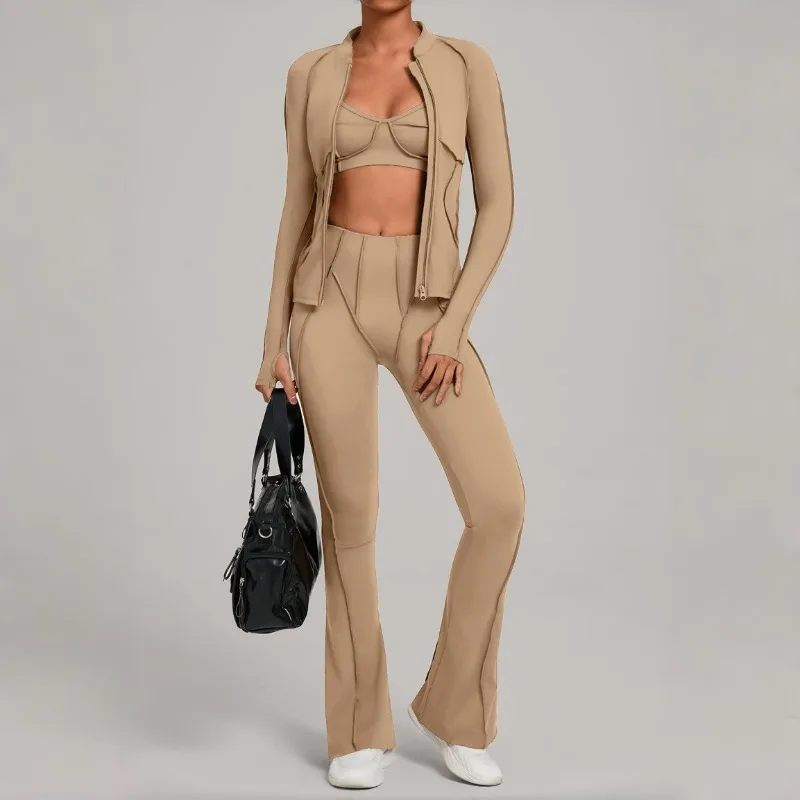 

Женский тонкий комплект для йоги с застежкой-молнией и шлифовкой. Универсальный и утягивающий костюм из трех предметов для занятий спортом на открытом воздухе и отдыха.