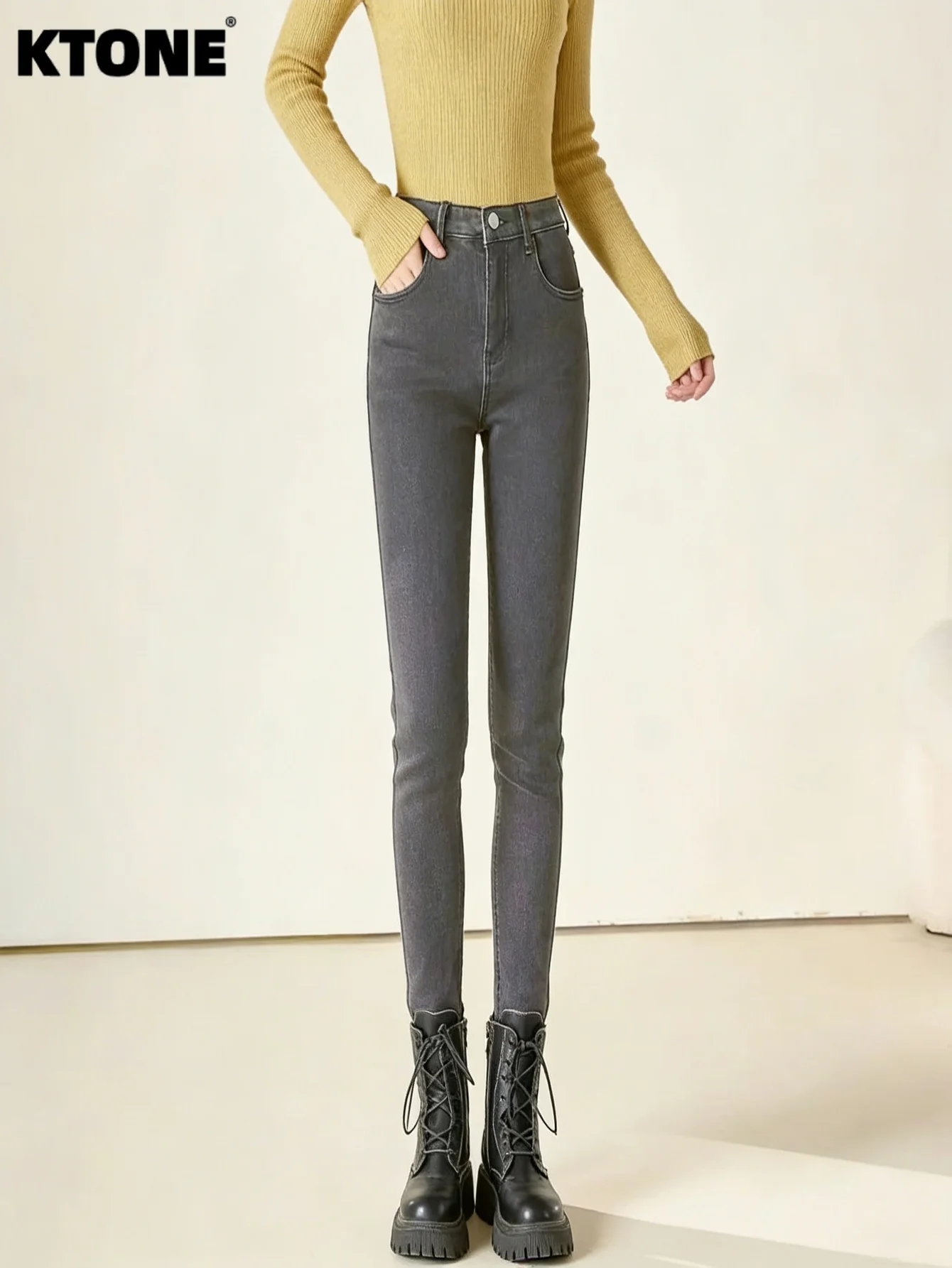 

Men and Women Jeans Gray Slim Denim Retro Y2K Drip For Dating No accessories or belts included