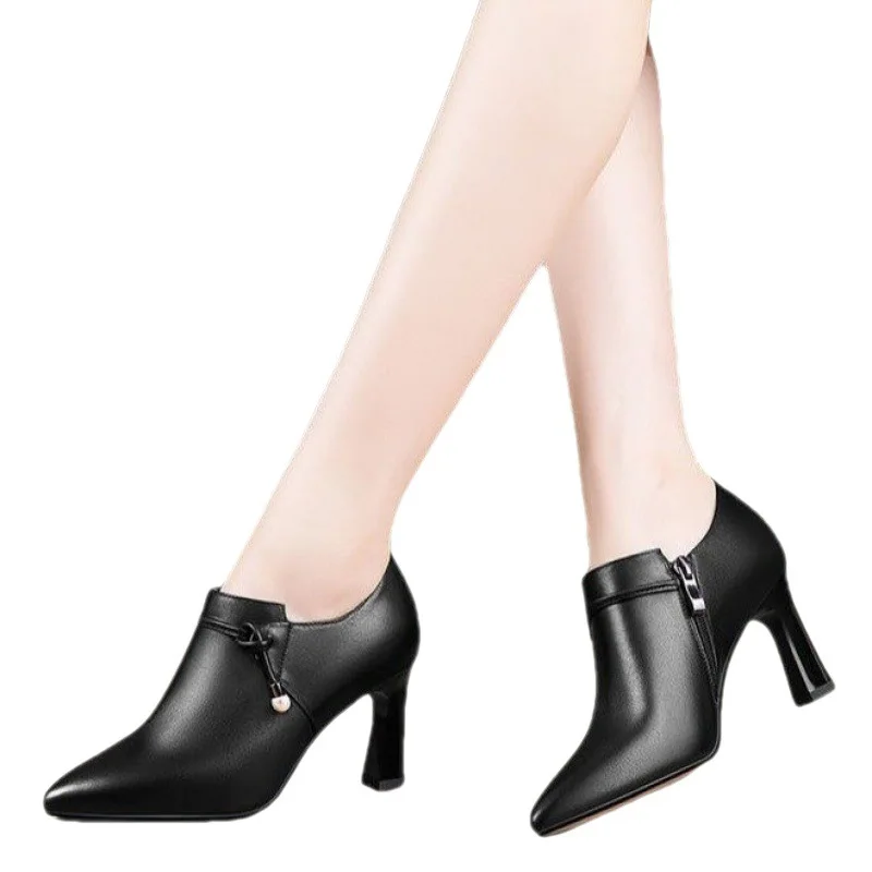 

2025 Women Fashion Sweet High Quality Side Zipper Short Ankle Boots Lady Brand Design Brown Black Boot Workplace Formal Shoes