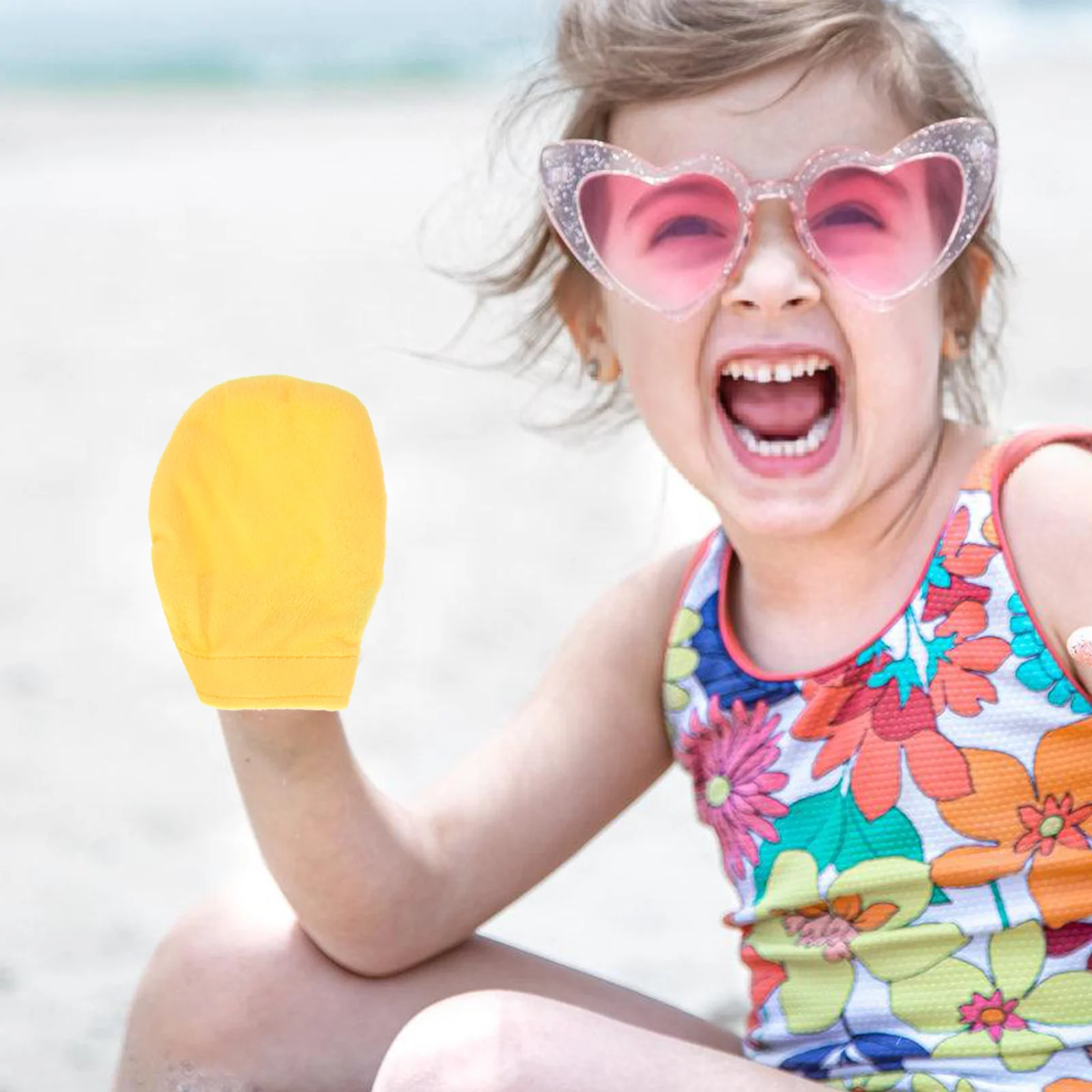 حقيبة مزيل قفاز إزالة أصفر للأطفال أداة تنظيف الرمل المحمولة للتخييم على الشاطئ والعطلات ومسح الرمال