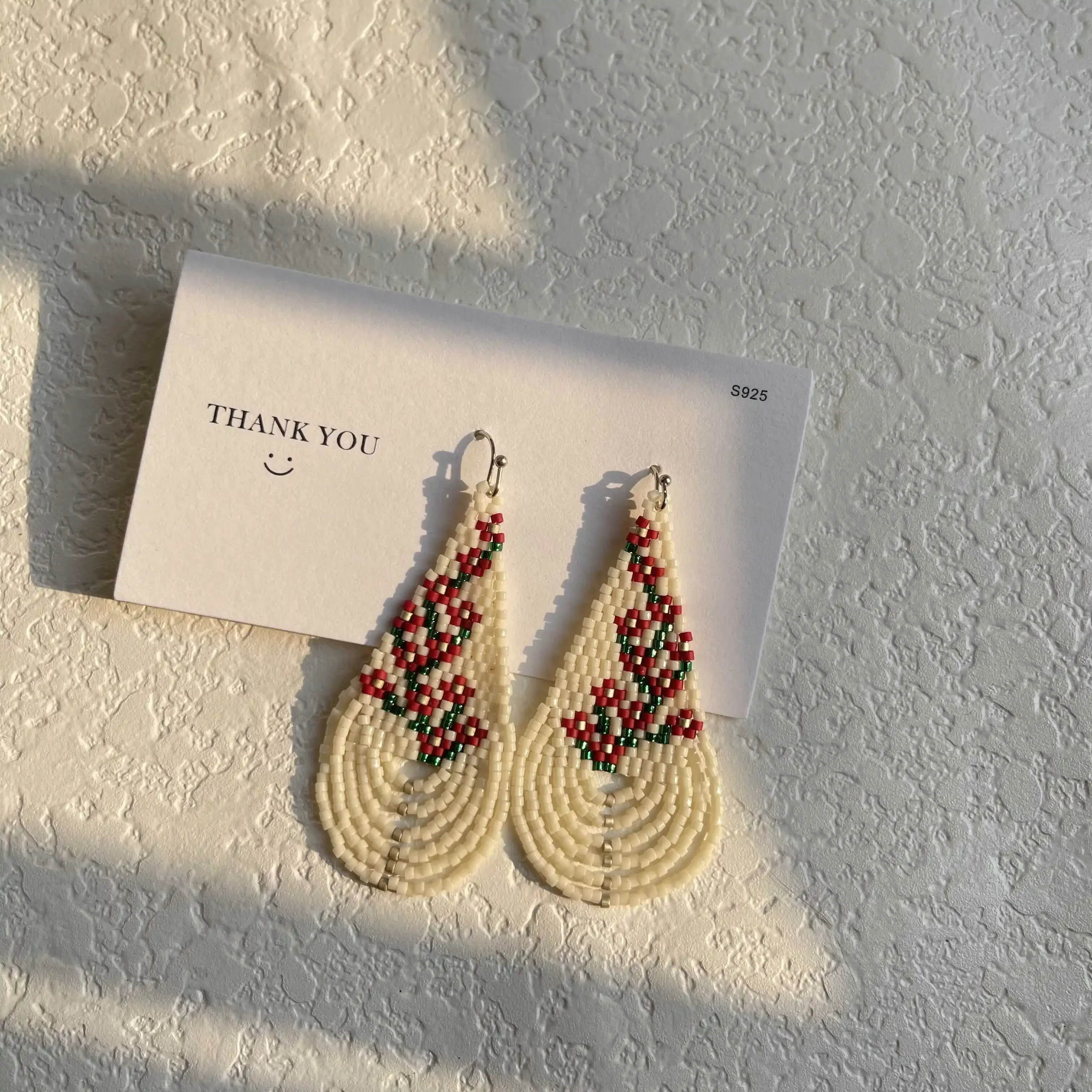 

ZGMXR Rice bead earrings Plum blossom Design Originality Water drop Hand knitting Tassel Bohemia Alloy Fashion Beaded earrings