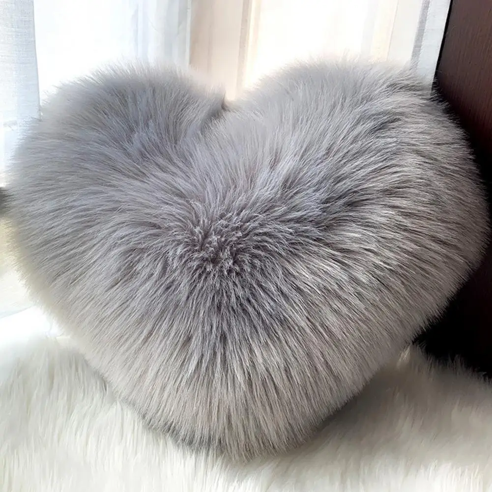 Cute Heart-shaped Furry Cushion Cover Fluffy Heart Pillow Cover Plush Heart-shaped Pillowcases Fluffy Decorative Throw for Women