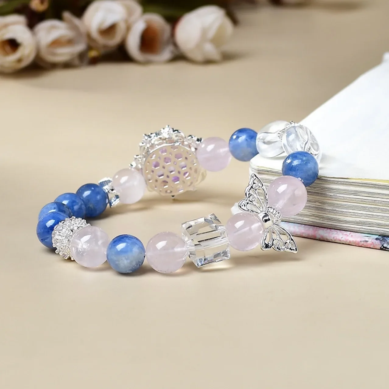 

Natural Kyanite Amethyst Bracelet, Women's Lucky Fashion Light Luxury Bracelet, Gift.