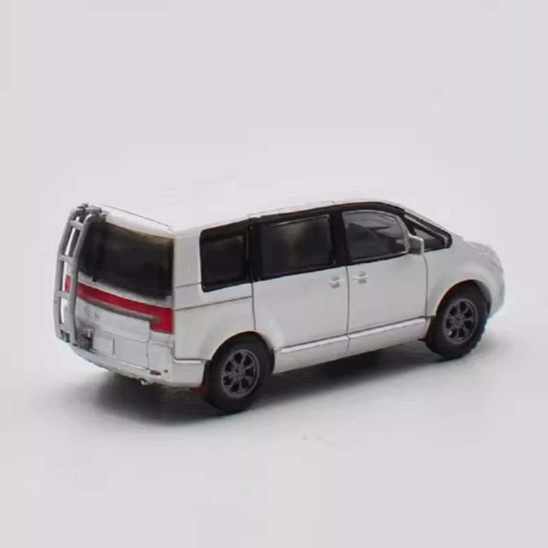 1:64 Scale Delica Plastic Business Van Finished Product Car Model Simulation Toy Collection Gift Display Static Model