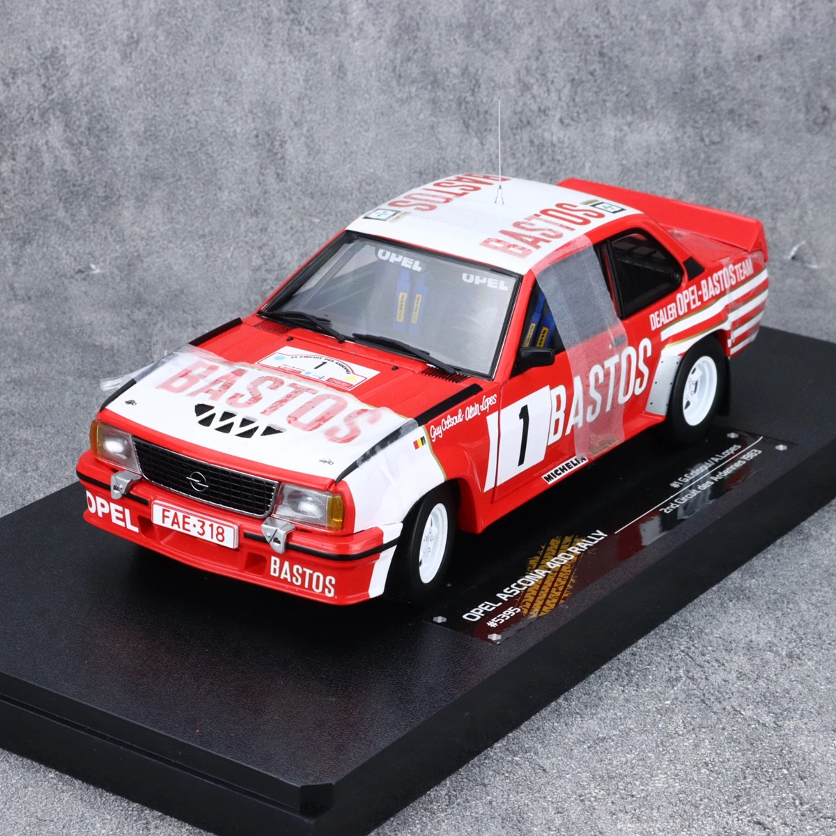 

SunStar 1:18 Асконна 400р Ралли # 1, красная имитация, ограниченная серия, все открытые металлические статические модели автомобиля из сплава, игрушка в подарок