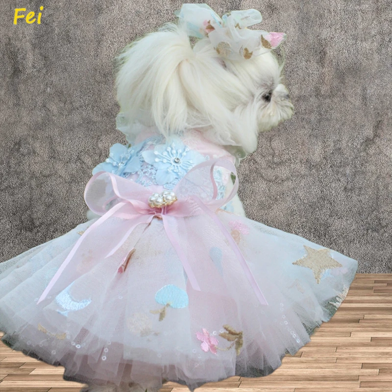

Pet Dog Wedding Dress Clothes Fashion Light Pink Blue Handmade Embroidery Lace Bow Party Dress For Small Medium Dog Puppy Coats