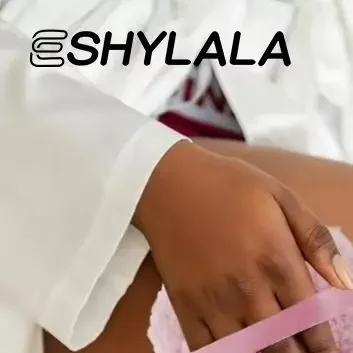 Puszysta aplikator do pudru o bardzo dużym rozmiarze, 15 cm, z długim pluszowym włosiem, łatwa do trzymania, idealna do pudru do ciała i twarzy.