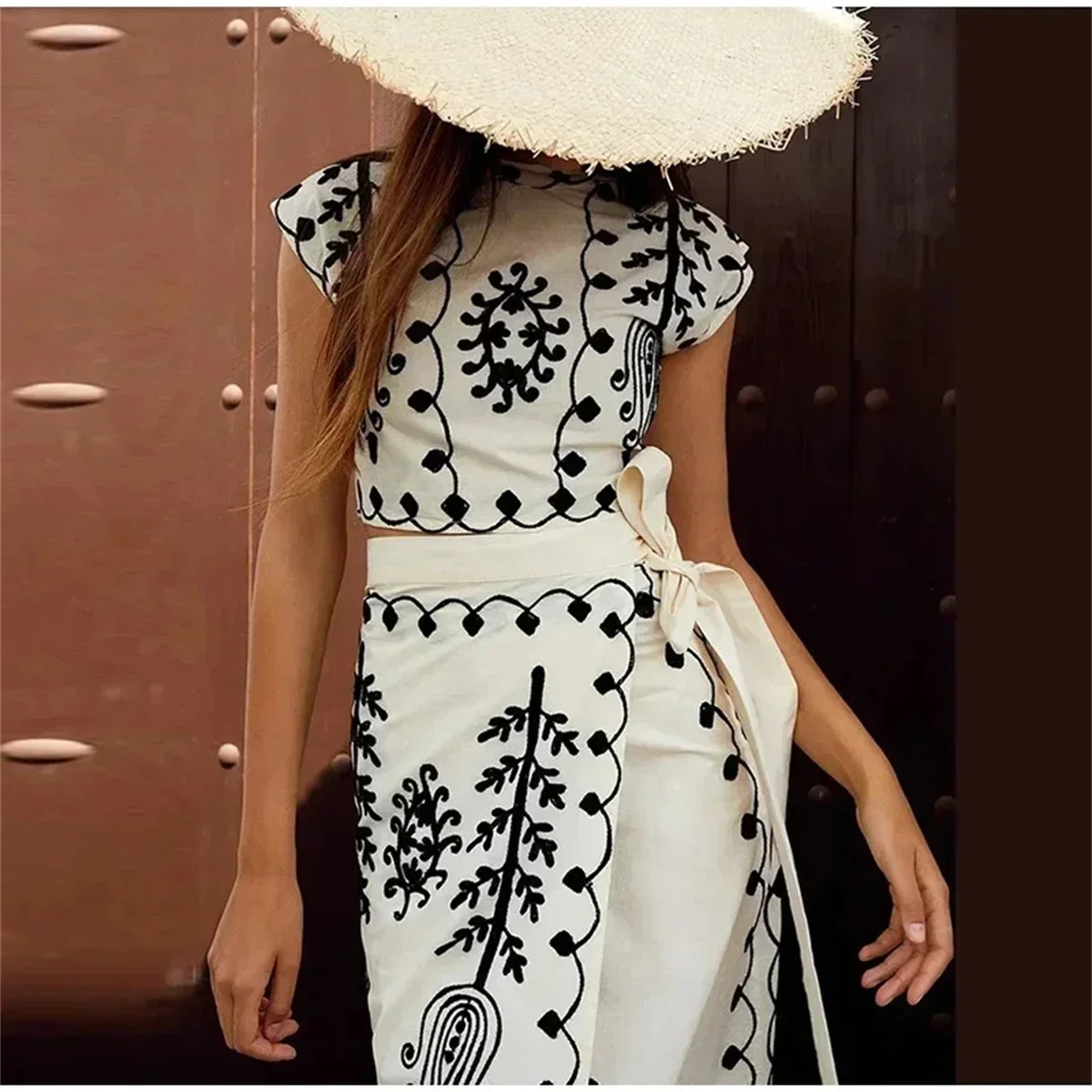 Boho Embroidered Vintage Print Top Skirt Suit set Two Piece Set Shoulder Padded Crop Top Lace Up Skirt Suit Beach Dress