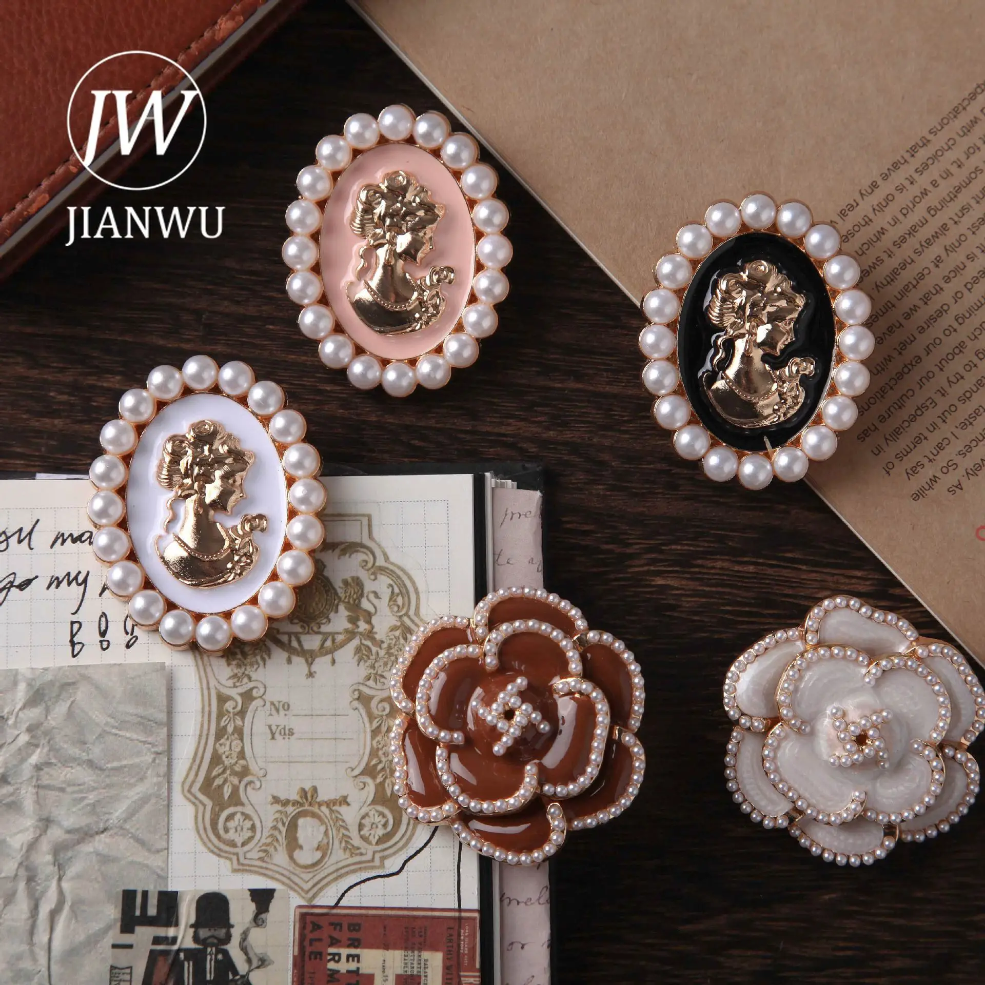 JIANWU Camellia Beauty Series Vintage Pearl Flower Landscaping Material Metal Clip Creative DIY Journal Stationery