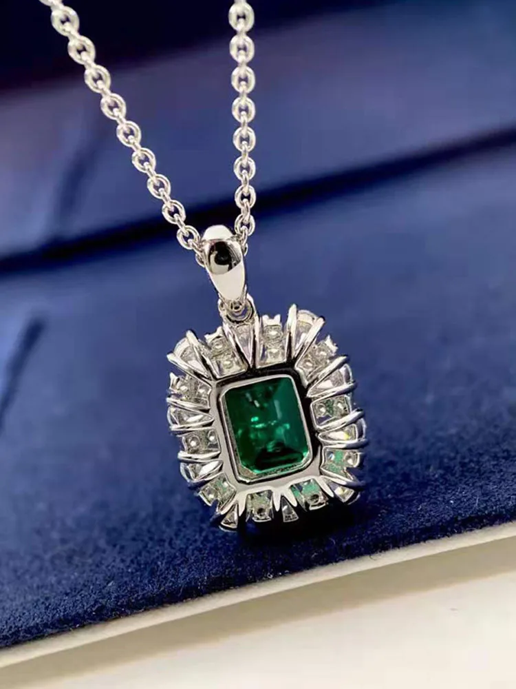 Lab Cultivated Emerald Necklace 925 Sterling Silver Women Elegant Pendant Necklace Fine Jewelry