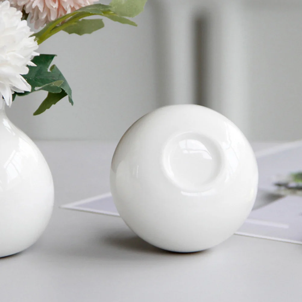 

2Pcs White Ceramic Vase Modern Minimalist Flower Container for Dining Table Desktop Floral Arrangement Decoration