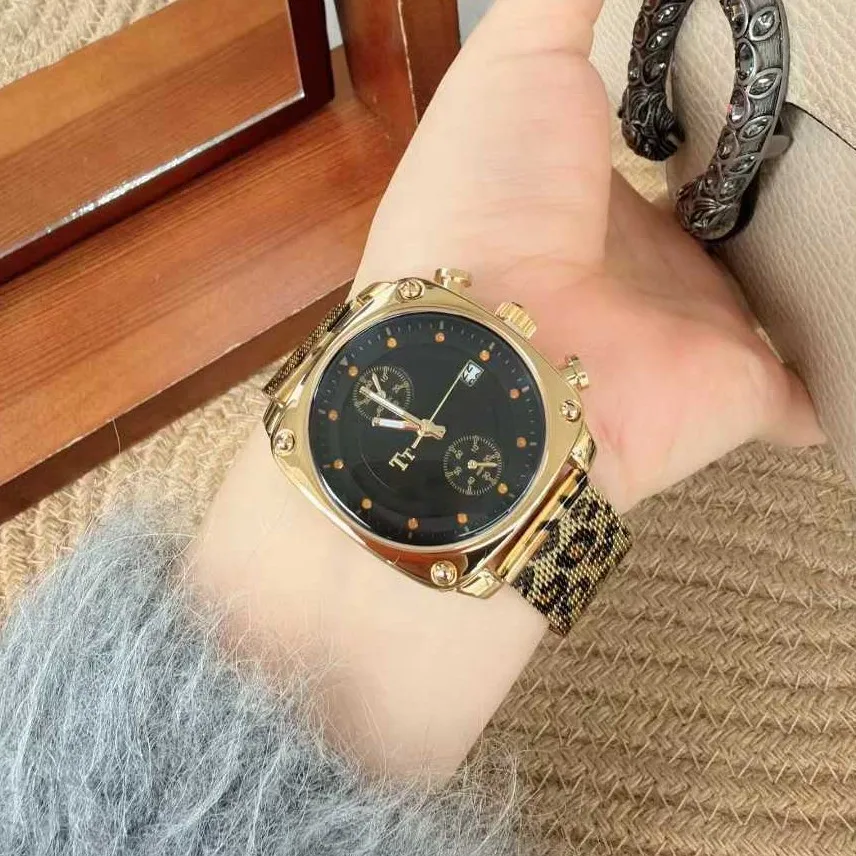 

2026 new arrival watches new personalized square dial fashion women's watch waterproof quartz watch leopard print women's watch