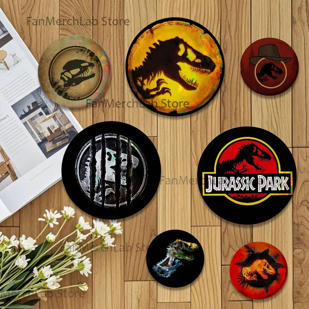 Эмалевые-значки-броши-с-милыми-игровыми-иконками-и-персонажами-из-мира-динозавров-j-jurassic-park-аксессуары-для-рюкзаков-и-одежды-подарки