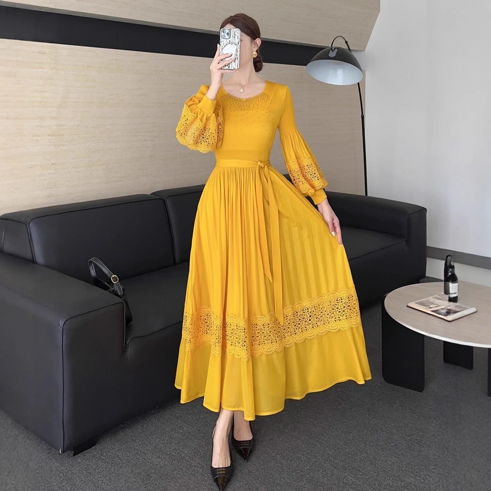 

Miyake Pleated Autumn and Winter New 2025 Dress Women's Fashion Pleats Loose Plus Size Pleated Hollow Lace Pleated Long Skirt