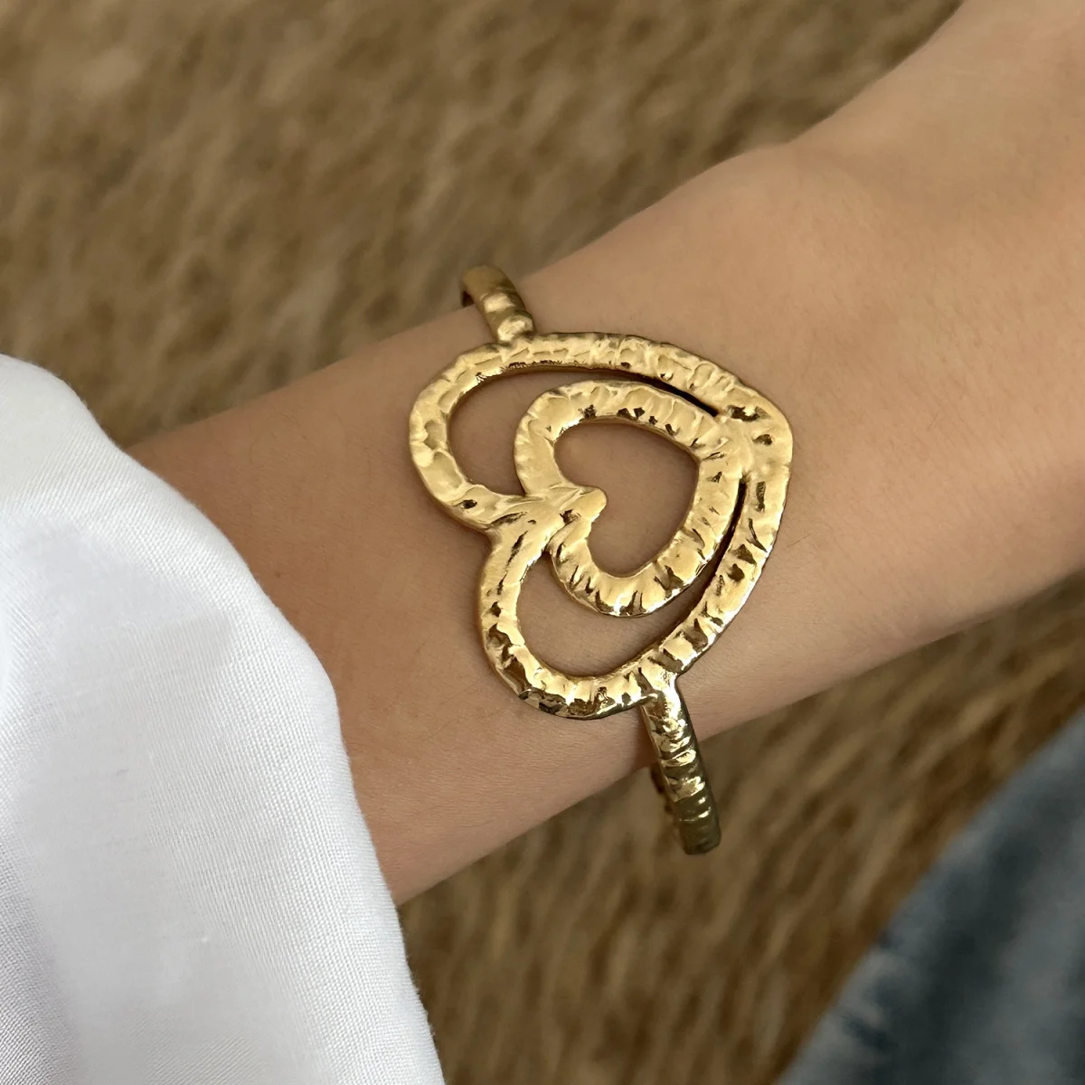 Übertriebene doppelschichtige Linie Liebe Herz offene Armbänder für Frauen Männer Edelstahl hohles großes Herz Armreif ästhetischer Schmuck