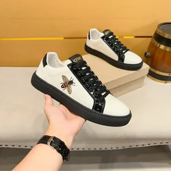 New Classic High quality Men's Top Genuine leather Sports shoes Luxury fashion flat bottom sneaker Running shoes