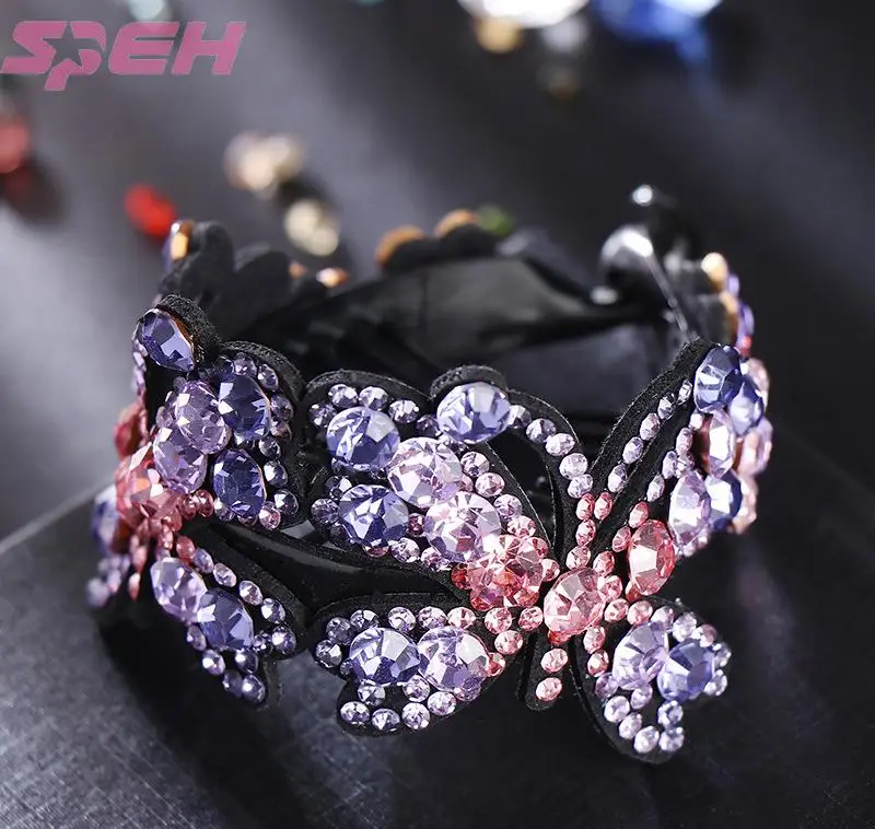 The new pill head disc hair device adult elegance crystal butterfly with toothed non-slip hair ring twisting clip hair ornament