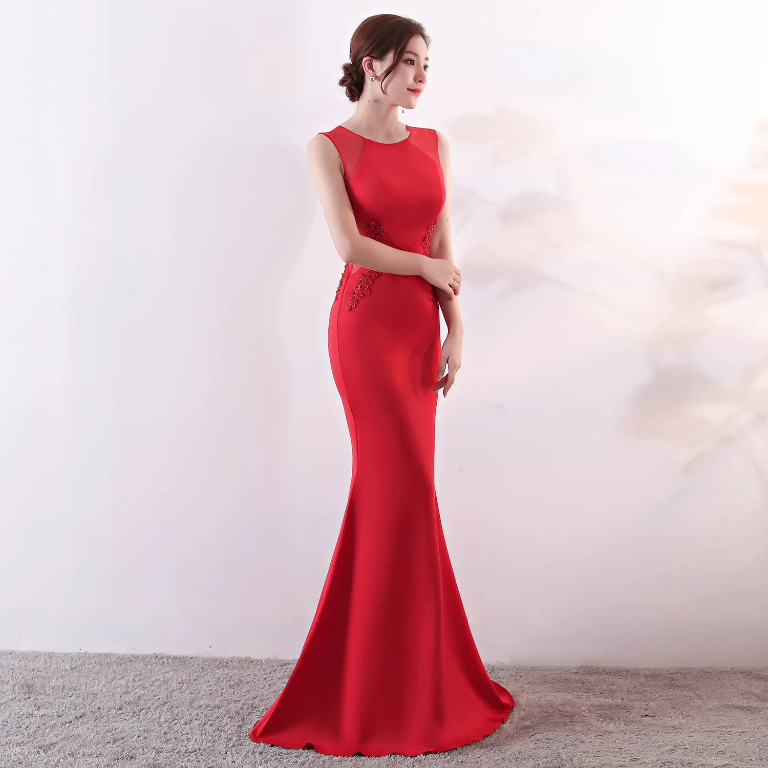 Evening Dress Red Appliques StretchyO-neck Sleeveless Zipper Back Mermaid Trumpet Floor Length Women Party Formal Gowns YE197