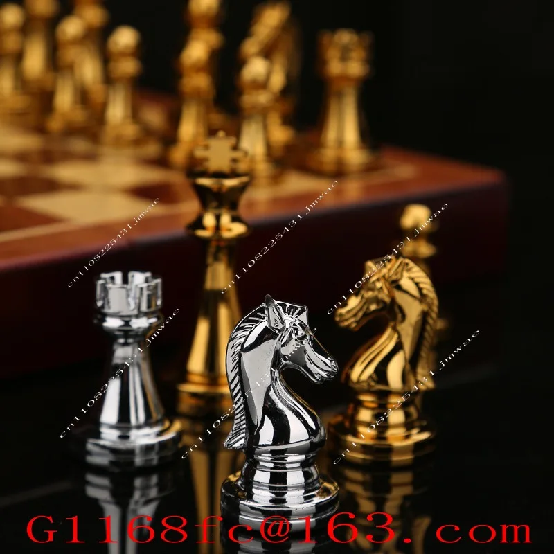 Box Metal Chess Pieces Wooden Chess Board Retro European Ornament