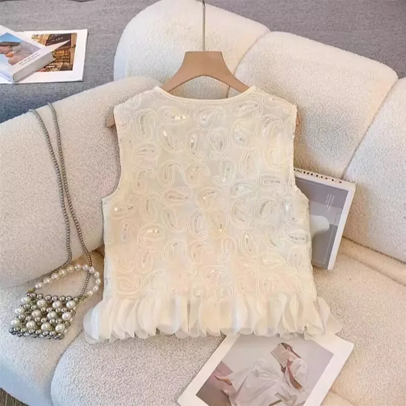 Embroidered Jacquard Sleeveless Short Waistcoat 2025 Spring Summer Women Petal Patchwork Vest Female Sweet Sleeveless Cardigan