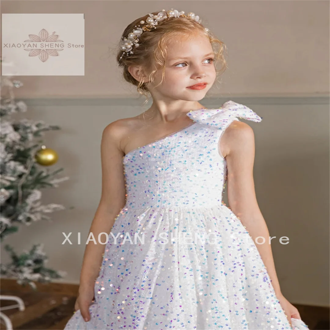 White Flower Girl Dresses for Wedding Shining One-Shoulder Velvet Sequin A-Line Floor-Length Backless Birthday Party Ball Gowns