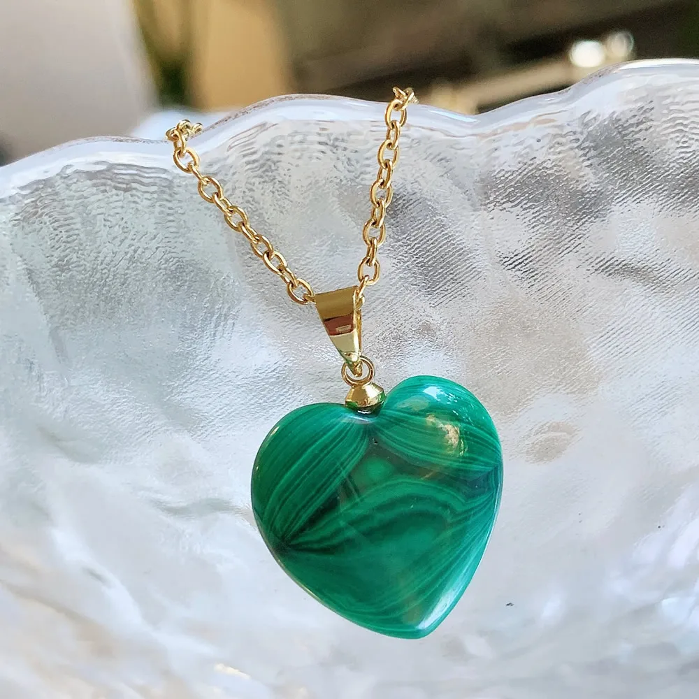 Real Natural Malachite Stone Pendant Necklace Healing Green Stone Heart Shaped Pendulum Charm Stainless Steel Chain Women Choker