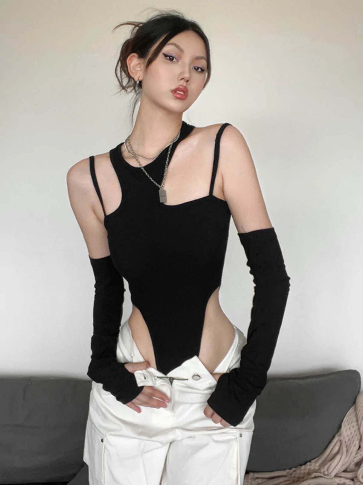 

Женская черная готическая футболка Harajuku Y2k, футболки, топ, винтажные эстетические асимметричные футболки с длинными рукавами, одежда больших размеров в стиле эмо 2000-х годов
