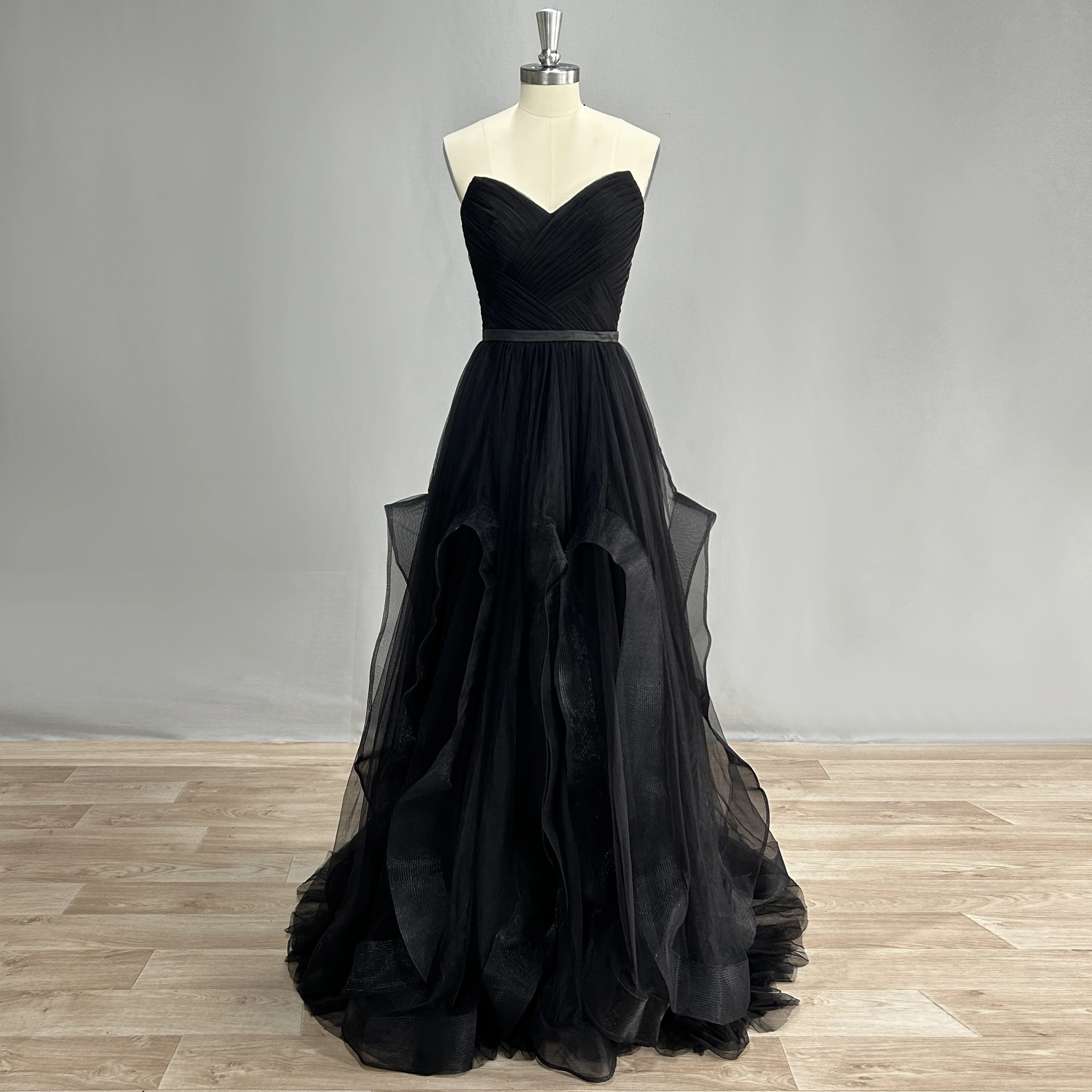 

DIDEYTTAWL Actual Image Black Ruffles Pleated Strapless Tulle Prom Gown V Neck Sleeveless A Line Gothic Evening Dress